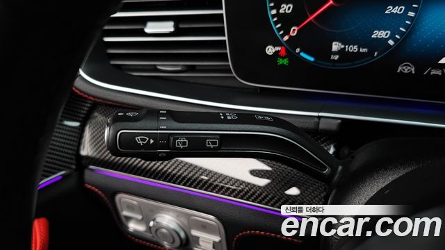 Mercedes-Benz GLE-Class 2021 — photo 32
