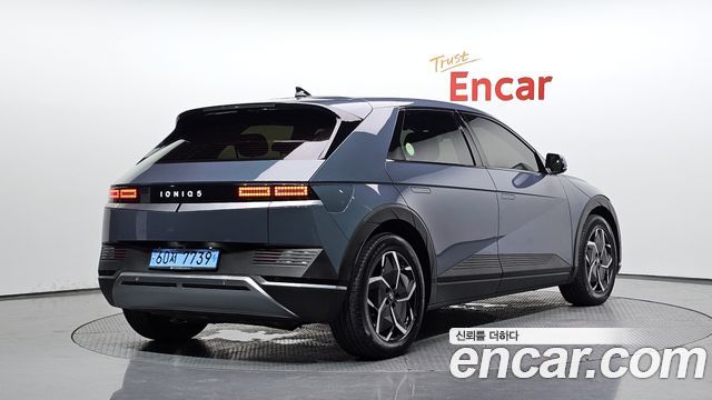 Hyundai Ioniq5 2022 — photo 2