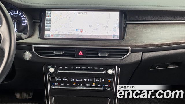 Kia K7 2020 — photo 14
