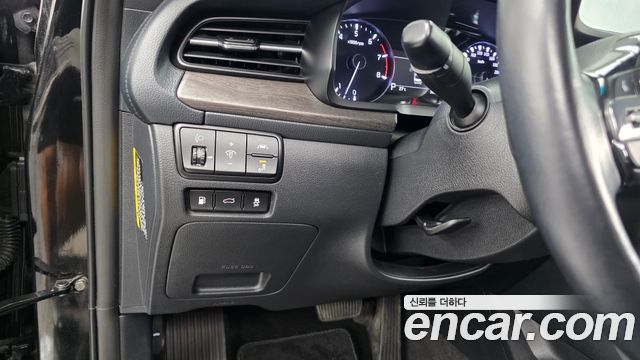 Kia K7 2020 — photo 16