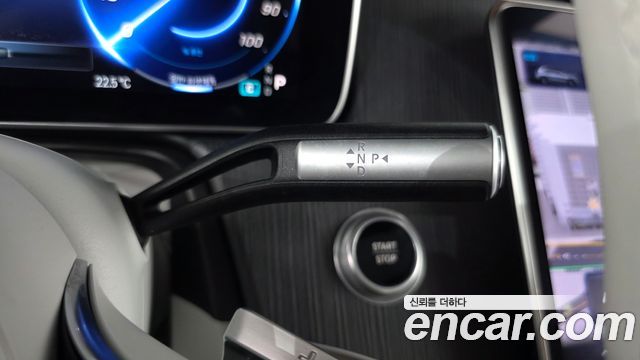 Mercedes-Benz EQS 2023 — photo 12