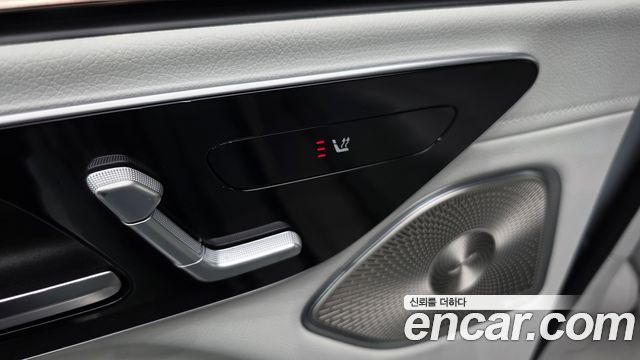 Mercedes-Benz EQS 2023 — photo 34
