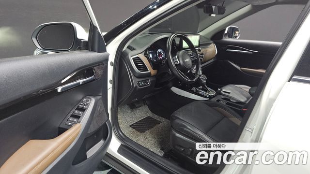 Kia Seltos 2022 — photo 10