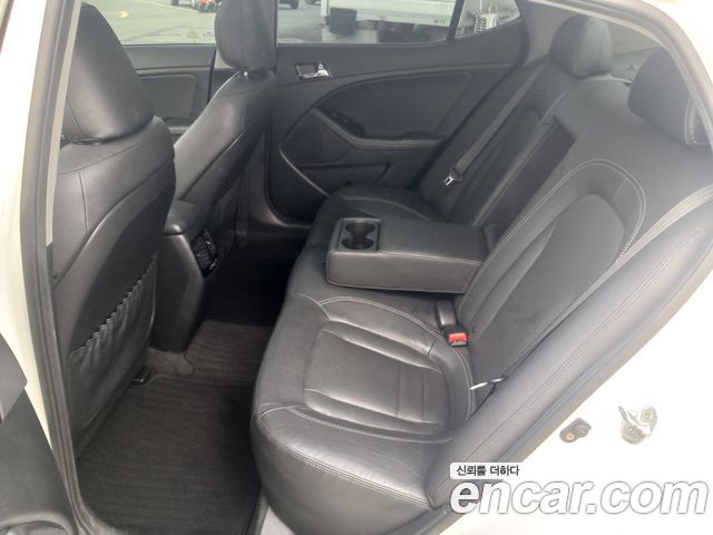 Kia K5 2013 — photo 13