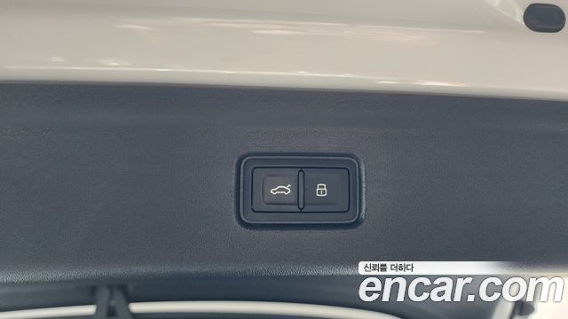 Audi A6 e-Tron 2025 — photo 22