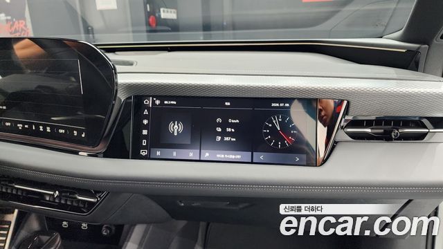 Audi A6 e-Tron 2025 — photo 36