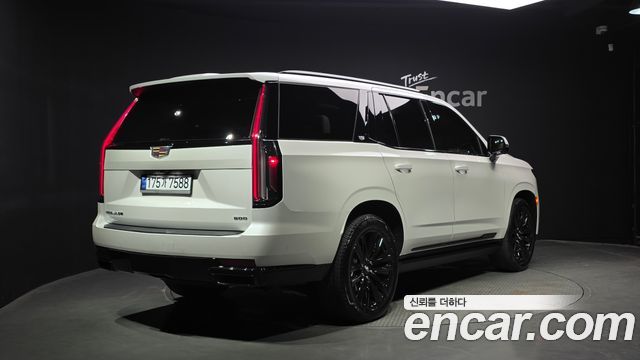 Cadillac Escalade 2024 — photo 2