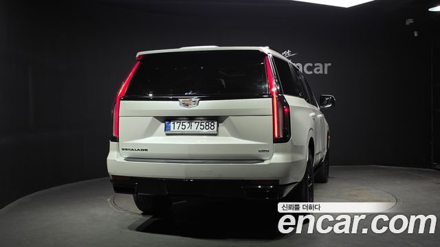 Cadillac Escalade 2024 — photo 4