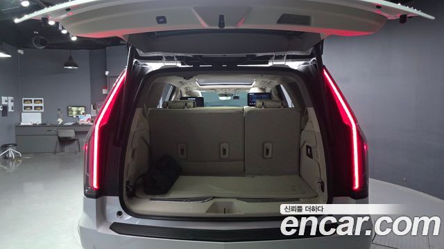 Cadillac Escalade 2024 — photo 26