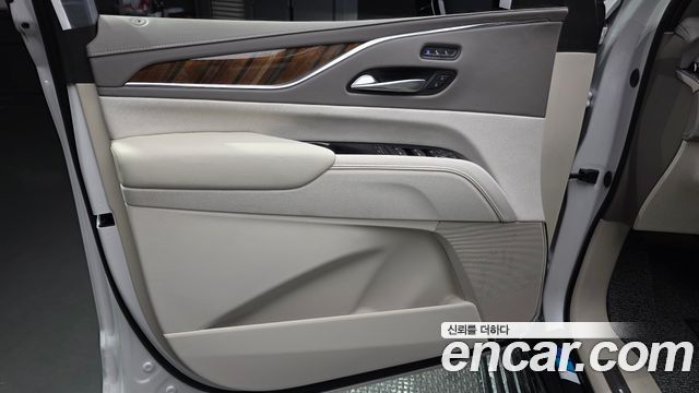 Cadillac Escalade 2024 — photo 14