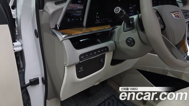 Cadillac Escalade 2024 — photo 31