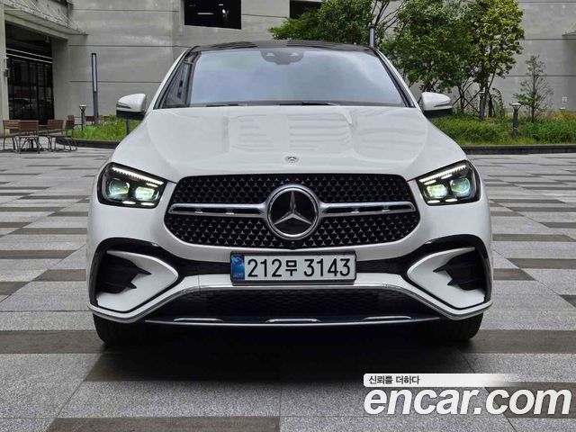 Mercedes-Benz GLE-Class 2023 — photo 3