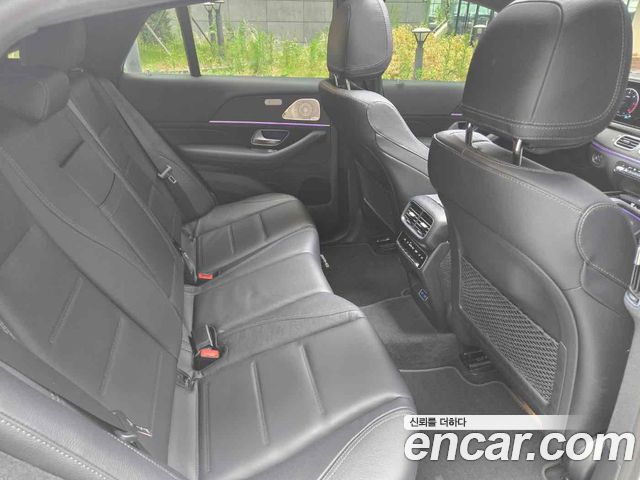 Mercedes-Benz GLE-Class 2023 — photo 17