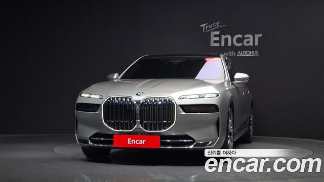 BMW 7-Series 2024 — photo 3