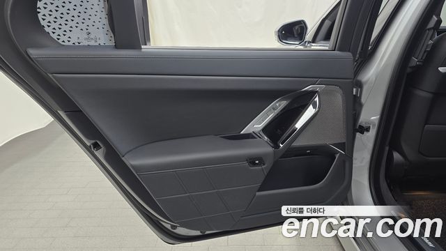BMW 7-Series 2024 — photo 15