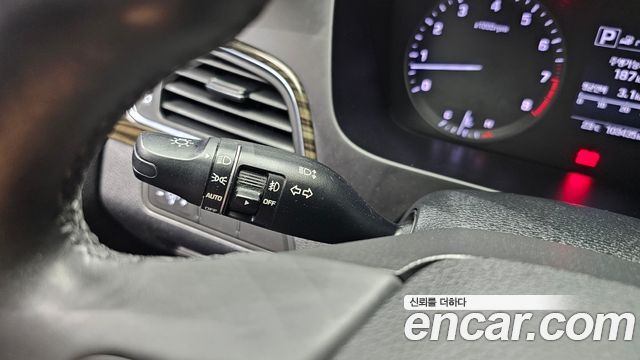 Hyundai Sonata 2016 — photo 30