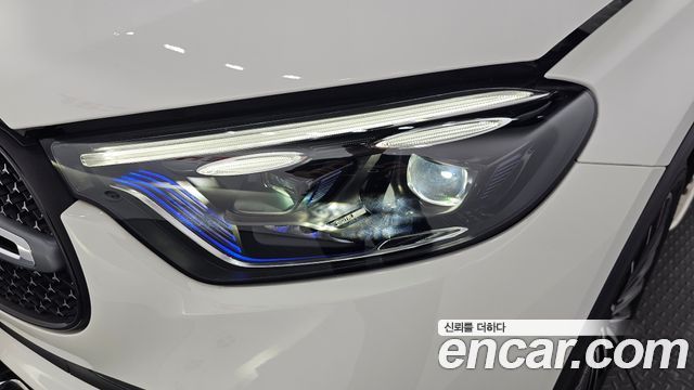 Mercedes-Benz GLC-Class 2024 — photo 8