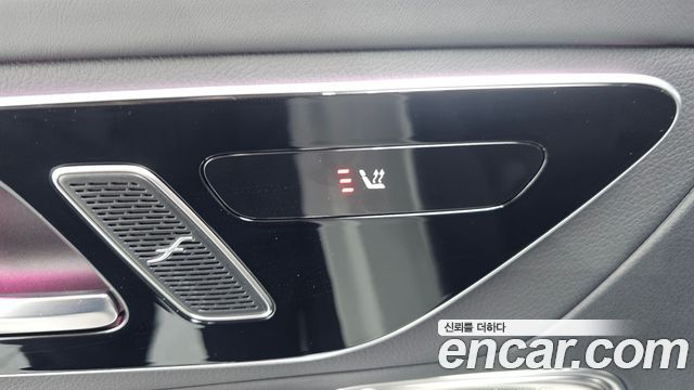 Mercedes-Benz GLC-Class 2024 — photo 29