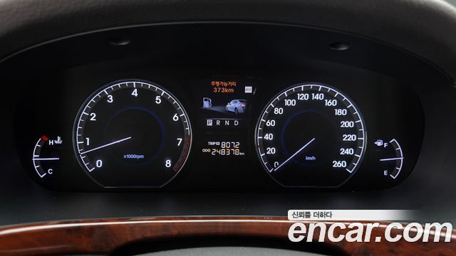 Hyundai Equus 2012 — photo 11