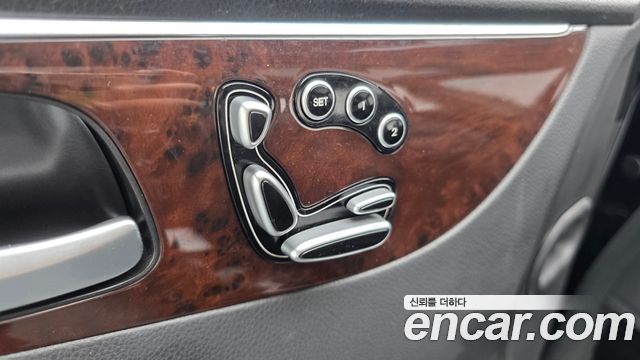 Hyundai Equus 2012 — photo 29