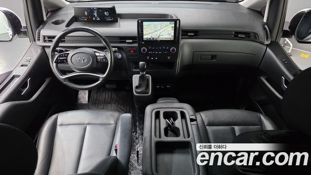 Hyundai Staria 2022 — photo 7