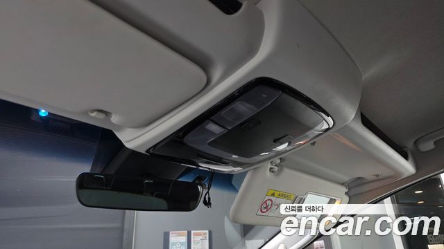 Hyundai Staria 2022 — photo 19