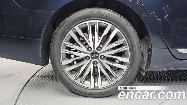 Kia K7 2020 — photo 5