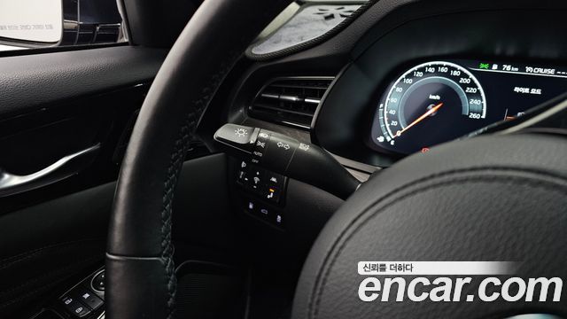Kia K7 2020 — photo 27