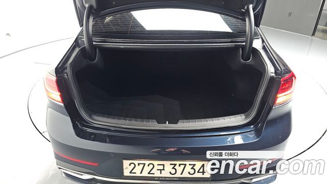 Kia K7 2020 — photo 31