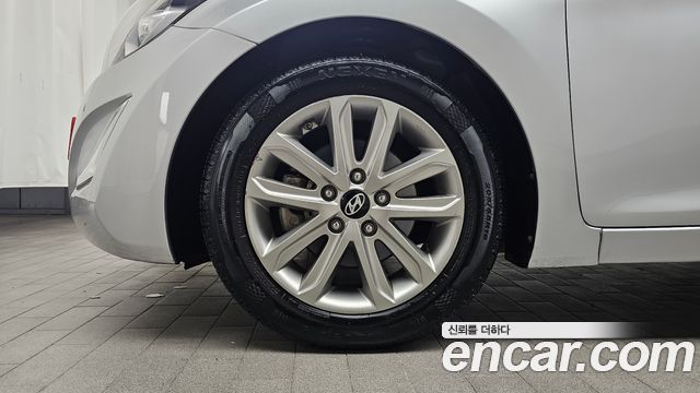 Hyundai AVANTE 2016 — photo 5
