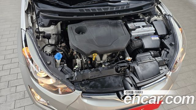 Hyundai AVANTE 2016 — photo 6