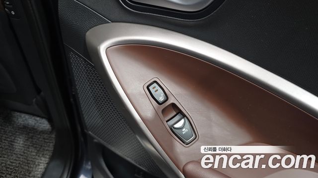 Hyundai Maxcruz 2017 — photo 19