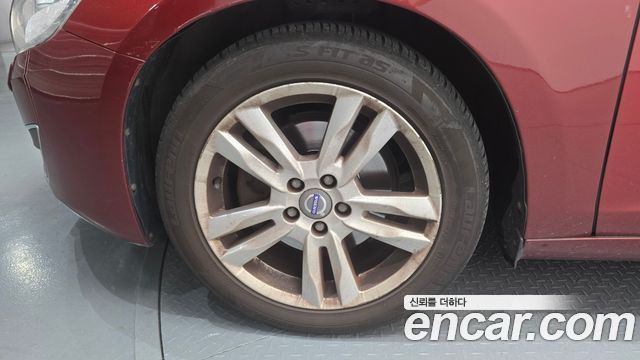 Volvo S60 2012 — photo 5