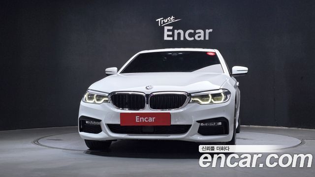 BMW 5-Series 2018 — photo 3