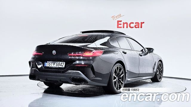 BMW 8-Series 2024 — photo 2