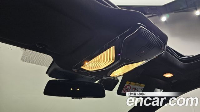 BMW 8-Series 2024 — photo 22