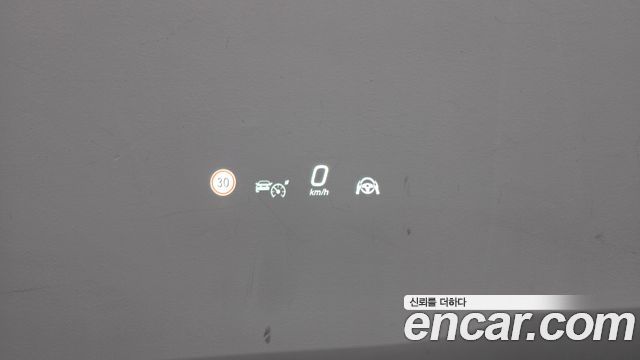 Mercedes-Benz GLC-Class 2025 — photo 17