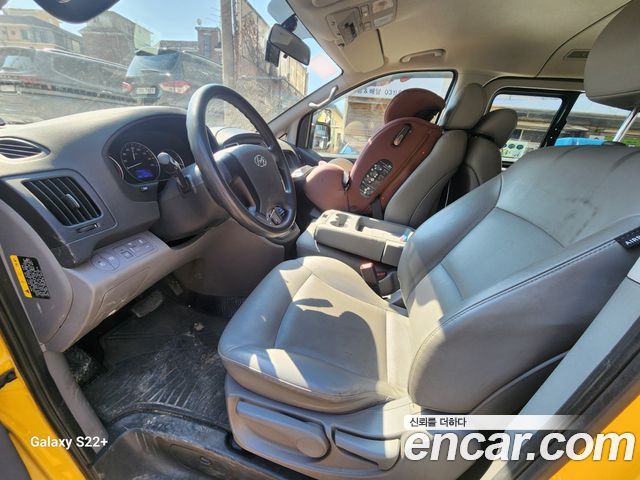 Hyundai Starex 2019 — photo 6