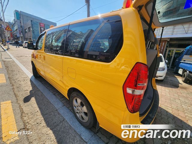 Hyundai Starex 2019 — photo 8