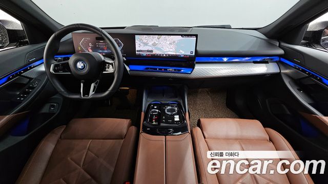 BMW 5-Series 2025 — photo 7