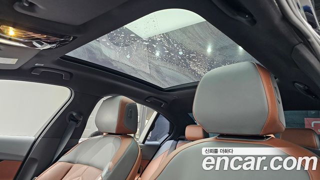 BMW 5-Series 2025 — photo 15