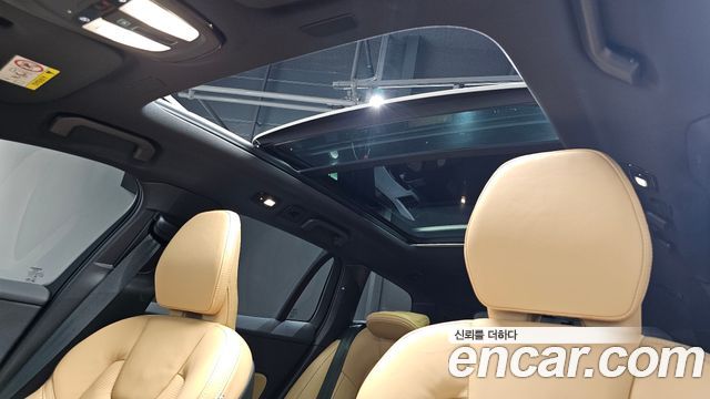 Volvo V60 2024 — photo 23