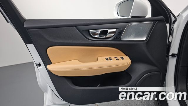 Volvo V60 2024 — photo 14