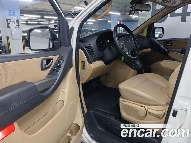 Hyundai Starex 2020 — photo 13