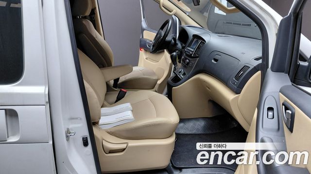 Hyundai Starex 2020 — photo 16