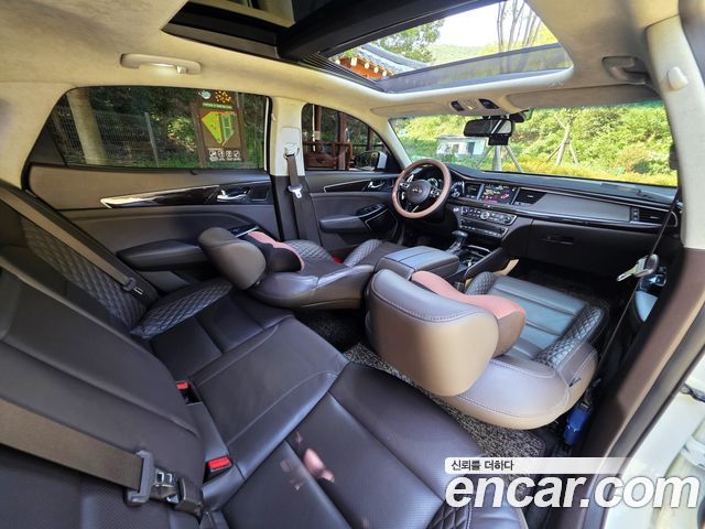 Kia K7 2017 — photo 15