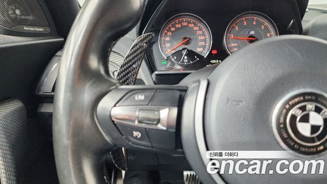 BMW M2 2017 — photo 16