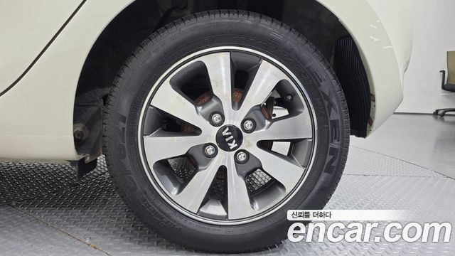 Kia morning 2013 — photo 7