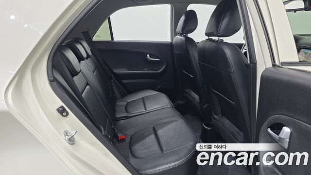 Kia morning 2013 — photo 16