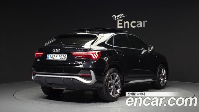 Audi Q3 2020 — photo 2